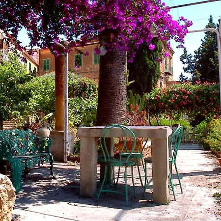 Couette-café Le Palme 3*